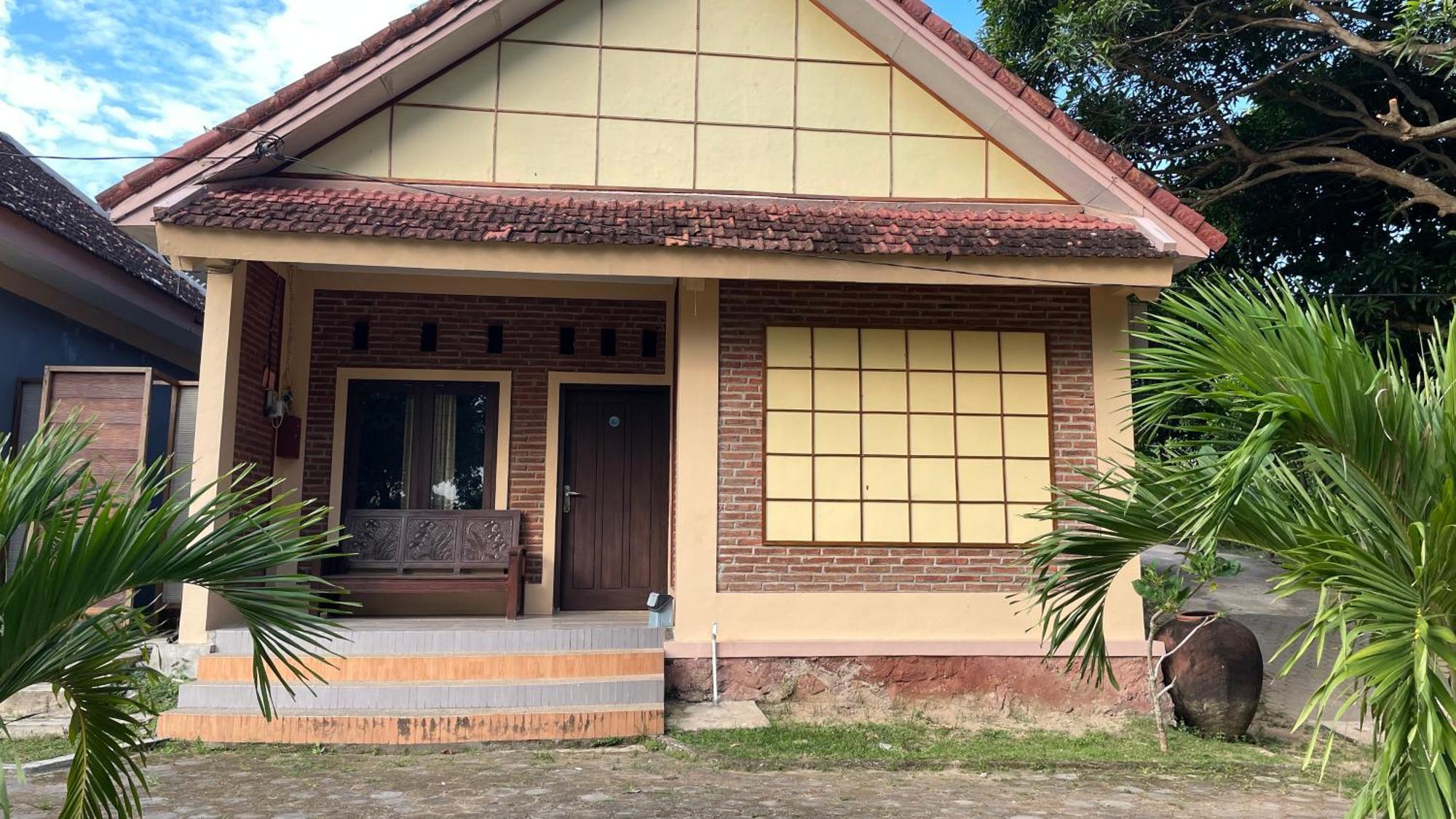Mangrove Inn Ilhas Karimunjava Exterior foto