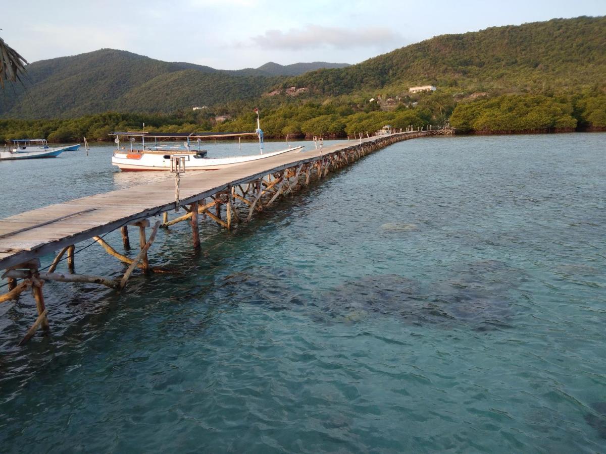 Mangrove Inn Ilhas Karimunjava Exterior foto